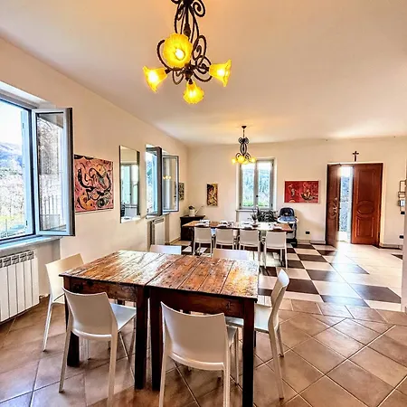 Luxury Private Lunigiana Вилла